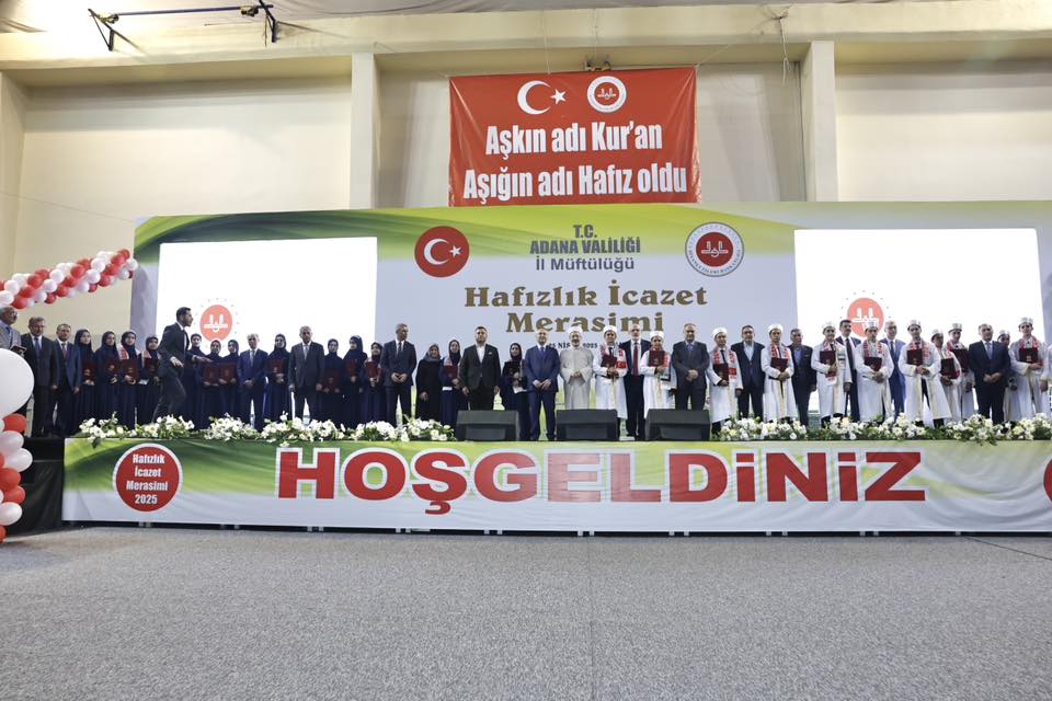 Adana İl Müftülüğü tarafından 475 genç için hafızlık İcazet Merasimi düzenlendi.